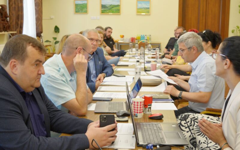 Evenimentul și-a propus să faciliteze dialogul dintre administrația locală, mediul academic, mediul privat și societatea civilă și să pună bazele Cugir Urban Living Lab (CULL), o școală comunitară care să asigure oportunități de formare în domeniul turismului, meșteșugurilor, revalorificarea bunurilor, a resurselor, economiei circulare și infrastructurii verzi.