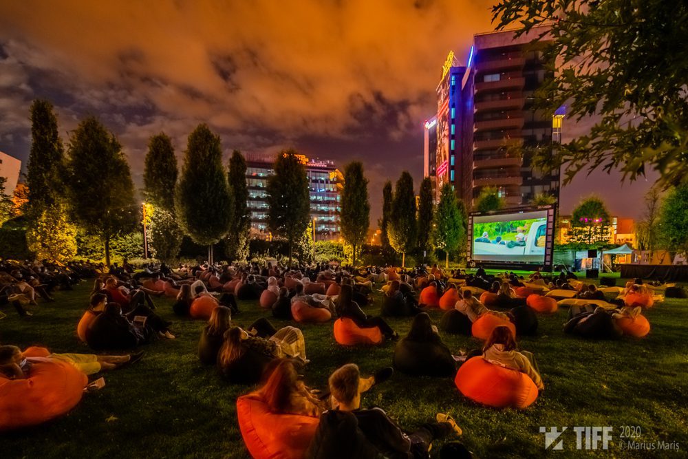 Festivalul Internațional de Film Transilvania (TIFF) revine, în acest weekend, pe toate ecranele din Cluj-Napoca și aduce și o nouă experiență pentru micii spectatori: cinematograful gonflabil Mini-Cini din Iulius Parc.