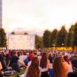 Din 23 iunie ai motive să revii în Iulius Parc pentru că începe seria Movie Nights din această vară.