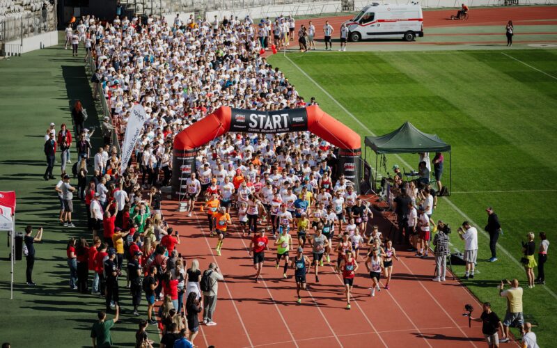 Sports Festival, cel mai mare eveniment multisport din România, a încheiat a patra ediție cu un număr record de participanți.