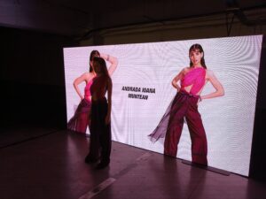 UAD Fashion Show este noua denumire a Galei UAD Fashion Design după ce organizarea evenimentului a fost preluată de către conferențiarul Lucian Broscățean, coordonatorul departamentului, de la Matei Miko (Transilvania Fashion, Rotary Cluj-Napoca).