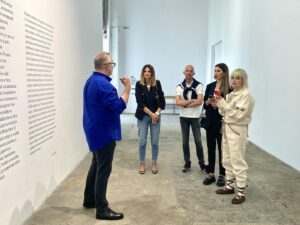 UAD Fashion Show este noua denumire a Galei UAD Fashion Design după ce organizarea evenimentului a fost preluată de către conferențiarul Lucian Broscățean, coordonatorul departamentului, de la Matei Miko (Transilvania Fashion, Rotary Cluj-Napoca).
