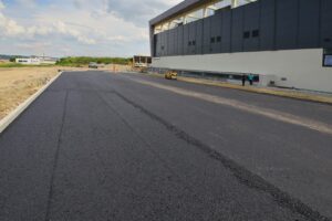 Turda Arena este tot mai aproape de finalizare. Stadiul fizic al lucrărilor este de 99%.