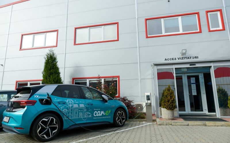 Compania clujeană Promelek XXI, unul dintre principalii jucători ai pieței locale de echipamente electrice, parte a grupului spaniol Elektra,