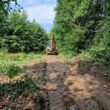 Chiar dacă de curând am primit diverse informații rele din teren despre porțiuni impracticabile de traseu, a venit momentul să vă anunțăm că partenerul nostru din Terra Dacica, Star Transmission & Star Assembly, ne va ajuta să rezolvăm situația complicată de la calea ferată dintre județele Hunedoara și Caraș-Severin, conform ATS.