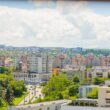 Potrivit Agenției Naționale de Cadastru și Publicitate Imobiliară (ANCPI), în iunie 2023, la nivel național, au fost încheiate 44.419 de tranzacții, cu 22% mai puține față de mai 2023, când au avut loc 57.199, se menționează într-o analiză a agenției Blitz Imobiliare Cluj. 
