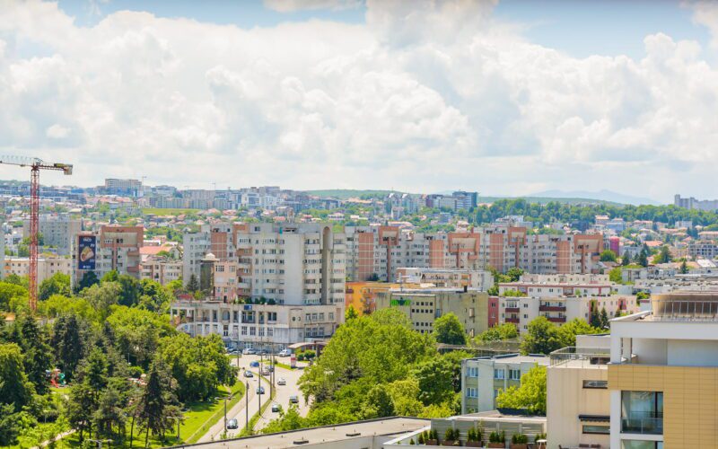 Potrivit Agenției Naționale de Cadastru și Publicitate Imobiliară (ANCPI), în iunie 2023, la nivel național, au fost încheiate 44.419 de tranzacții, cu 22% mai puține față de mai 2023, când au avut loc 57.199, se menționează într-o analiză a agenției Blitz Imobiliare Cluj. 