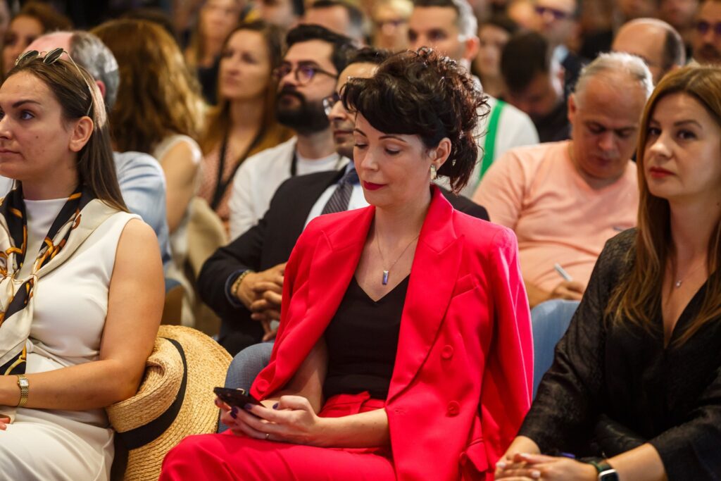 La Forumul Public-Privat (PFF) organizat de clusterele clujene și Untold la inițiativa Comisiei IT&C a Camerei Deputaților au participat 400 de businessmeni și oficiali