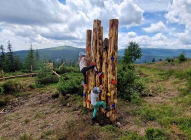 Muntele Basmelor, parc de amuzament special conceput pentru copii, la Buscat Resort, în județul Cluj, va fi inaugurat sâmbătă.