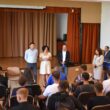 DEER asigură fiecărui elev înscris în clasele de învățământ dual o bursă lunară în valoare de 500 lei.