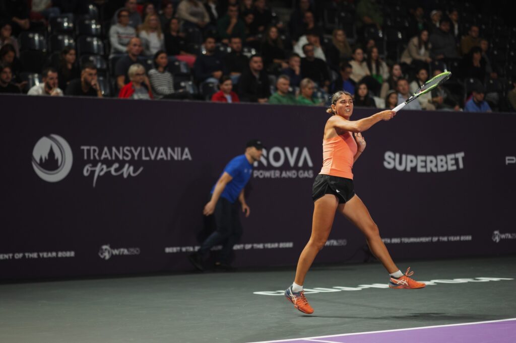 Lupta pentru trofeul Transylvania Open WTA 250, cel mai bun turneu din lume la această categorie în 2022, începe luni, 16 octombrie.