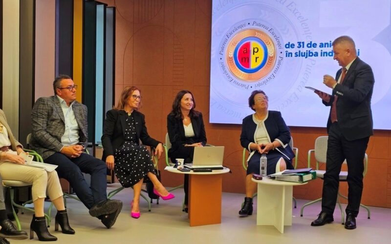 Noul Consiliu Director a votat în unanimitate, la sediul Kronospan Design Center, ca Blaga să fie noul președinte al APMR.