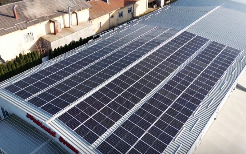 Asocierea de tip joint venture dintre Visual Fan și Waldevar Energy a fost desemnată drept câștigătoare a contractului de proiectare și execuție al viitorului parc fotovoltaic din Seini, ce va acoperi consumul sistemului de iluminat public. 
