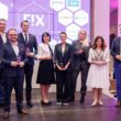 FIX este cel mai mare program național de incubare a ideilor inovatoare oferit tinerilor din Cluj-Napoca, având vârsta cuprinsă între 16 și 26 ani. Maria Metz – CEO al NTT DATA Romania, și Emil Petru - COO, au participat la gala de închidere a programului FIX, ediția 2023.