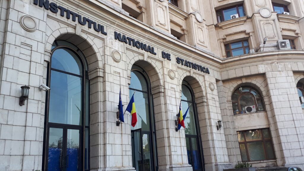Protestul va continua în fiecare zi, pe perioadă nedeterminată, până când revendicările noastre vor fi soluționate, spun salariații DJS.