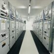 Societatea Energetică Electrica (SEE) București a anunțat că două dintre filialele sale au realizat contracte, la prețul de 450 lei/MWh, prin Mecanismul de Achiziție Centralizată de Energie Electrică (MACEE).