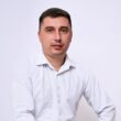 Imobiliare 360 este o agenție specializată în vizionări de proprietăți de la distanță cu ajutorul ochelarilor de realitate augmentată și a tehnologiei avansate. Prin inteligența artificială sunt create tururi virtuale detaliate, în special pentru persoanele aflate în străinătate.