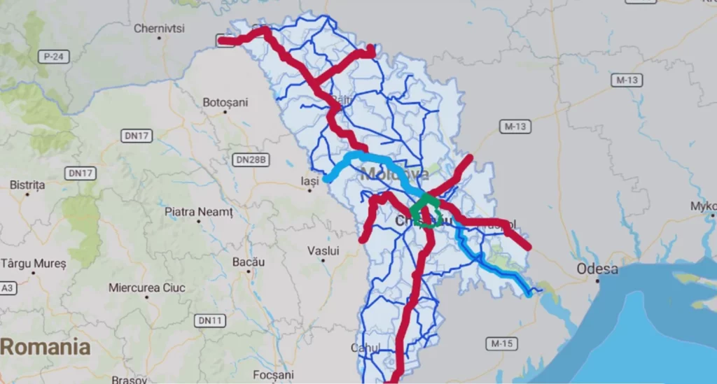 Târgu Mureș va avea autostradă până la Odesa Autoritățile din Republica Moldova au prezentat planurile pentru șoseaua de mare viteză care va merge neîntrerupt de la Târgu Mureș, prin Iași și Chișinău, până la Odesa, în Ucraina, pe malul Mării Negre. Proiectul acestei autostrăzi a prins contur după ce a fost inclus în marele plan de reconstrucţie a infrastructurii din Republica Moldova, conform EVZ. La Platforma de Sprijin pentru Moldova, desfăşurată la Chişinău, a fost prezentat un plan detaliat traseului, cu estimările de buget necesare pentru construire. Informația a fost prezentată de către ministrul Infrastructurii și Dezvoltării Regionale, Andrei Spânu, pe platforma Planul de Reconstrucție a Infrastructurii din Moldova. Prima autostradă din Republica Moldova ar urma să aibă trei etape de realizare: sectorul „Autostrada Unirii” (A8) Ungheni – Iași - Târgu Mureș (prin România) plus Ungheni – Cricova (nod rutier lângă Chișinău); sectorul Chișinău – Anenii Noi - intersecția cu traseul R2 Chișinău – Tighina - granița cu Ucraina; sectorul din Ucraina al drumului european M15 Reni- Odesa. Pe teritoriul Republicii Moldova, autostrada va fi realizată în două etape, prima Ungheni-Chişinău, a doua Chişinău-graniță. Tronsonul va trece doar teritoriul controlat de autoritățile constituționale de la Chișinău și va evita regiunea transnistreană, orașul Tighina (Bender). Etapele de construcție pentru Autostradă Tronsonul de autostradă Ungheni - Chişinău va fi conectat cu reţeaua de autostrăzi din România, mai ales cu Autostrada Unirii (A8) Ungheni – Iași – Târgu Mureș, precum şi cu Autostrada Moldovei (A7), care se construieşte acum. Conectare se va face prin noul pod în regim de autostradă, planificat pentru construcţie la Ungheni, peste Prut. În multe locuri, traseul primei autostrăzi din Republica Moldova va fi integrat anumite segmente din drumurile naționale și regionale. Primul segment al autostrăzii Ungheni – Chișinău - Odesa corespunde cu tronsonul rutier din stânga Prutului al A8 Ungheni - Iași-Târgu Mureș. E vorba de segmentul dintre râul Prut și sensul giratoriu de conexiune R1 Ungheni - Chișinău, precum și cu R16 Ungheni – Sculeni - Fălești.