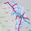 Târgu Mureș va avea autostradă până la Odesa Autoritățile din Republica Moldova au prezentat planurile pentru șoseaua de mare viteză care va merge neîntrerupt de la Târgu Mureș, prin Iași și Chișinău, până la Odesa, în Ucraina, pe malul Mării Negre. Proiectul acestei autostrăzi a prins contur după ce a fost inclus în marele plan de reconstrucţie a infrastructurii din Republica Moldova, conform EVZ. La Platforma de Sprijin pentru Moldova, desfăşurată la Chişinău, a fost prezentat un plan detaliat traseului, cu estimările de buget necesare pentru construire. Informația a fost prezentată de către ministrul Infrastructurii și Dezvoltării Regionale, Andrei Spânu, pe platforma Planul de Reconstrucție a Infrastructurii din Moldova. Prima autostradă din Republica Moldova ar urma să aibă trei etape de realizare: sectorul „Autostrada Unirii” (A8) Ungheni – Iași - Târgu Mureș (prin România) plus Ungheni – Cricova (nod rutier lângă Chișinău); sectorul Chișinău – Anenii Noi - intersecția cu traseul R2 Chișinău – Tighina - granița cu Ucraina; sectorul din Ucraina al drumului european M15 Reni- Odesa. Pe teritoriul Republicii Moldova, autostrada va fi realizată în două etape, prima Ungheni-Chişinău, a doua Chişinău-graniță. Tronsonul va trece doar teritoriul controlat de autoritățile constituționale de la Chișinău și va evita regiunea transnistreană, orașul Tighina (Bender). Etapele de construcție pentru Autostradă Tronsonul de autostradă Ungheni - Chişinău va fi conectat cu reţeaua de autostrăzi din România, mai ales cu Autostrada Unirii (A8) Ungheni – Iași – Târgu Mureș, precum şi cu Autostrada Moldovei (A7), care se construieşte acum. Conectare se va face prin noul pod în regim de autostradă, planificat pentru construcţie la Ungheni, peste Prut. În multe locuri, traseul primei autostrăzi din Republica Moldova va fi integrat anumite segmente din drumurile naționale și regionale. Primul segment al autostrăzii Ungheni – Chișinău - Odesa corespunde cu tronsonul rutier din stânga Prutului al A8 Ungheni - Iași-Târgu Mureș. E vorba de segmentul dintre râul Prut și sensul giratoriu de conexiune R1 Ungheni - Chișinău, precum și cu R16 Ungheni – Sculeni - Fălești.