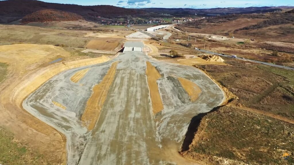 La un an de la lansarea licitației de pe lotul Poarta Sălajului – Zalău – Nușfalău (41 km) al Autostrăzii Transilvania (A3), Makyol, unul dintre cei șapte ofertanți.