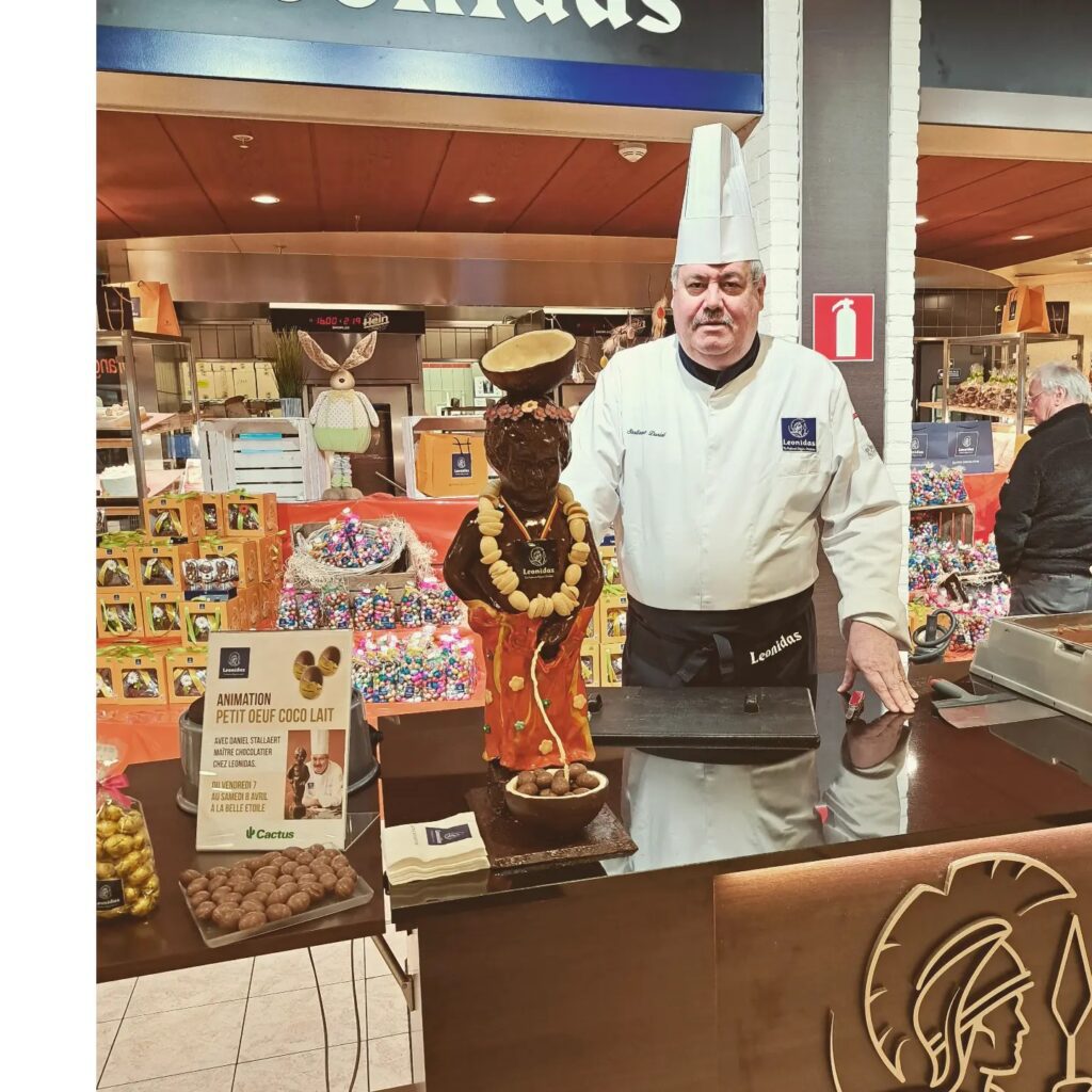 În 26 februarie, în locația Leonidas din Iulius Mall Cluj, va avea loc un atelier delicios şi aromat susţinut de Maîtres Chocolatier Daniel Stallaert, star culinar în Belgia, recunoscut de Académie Culinaire de France.