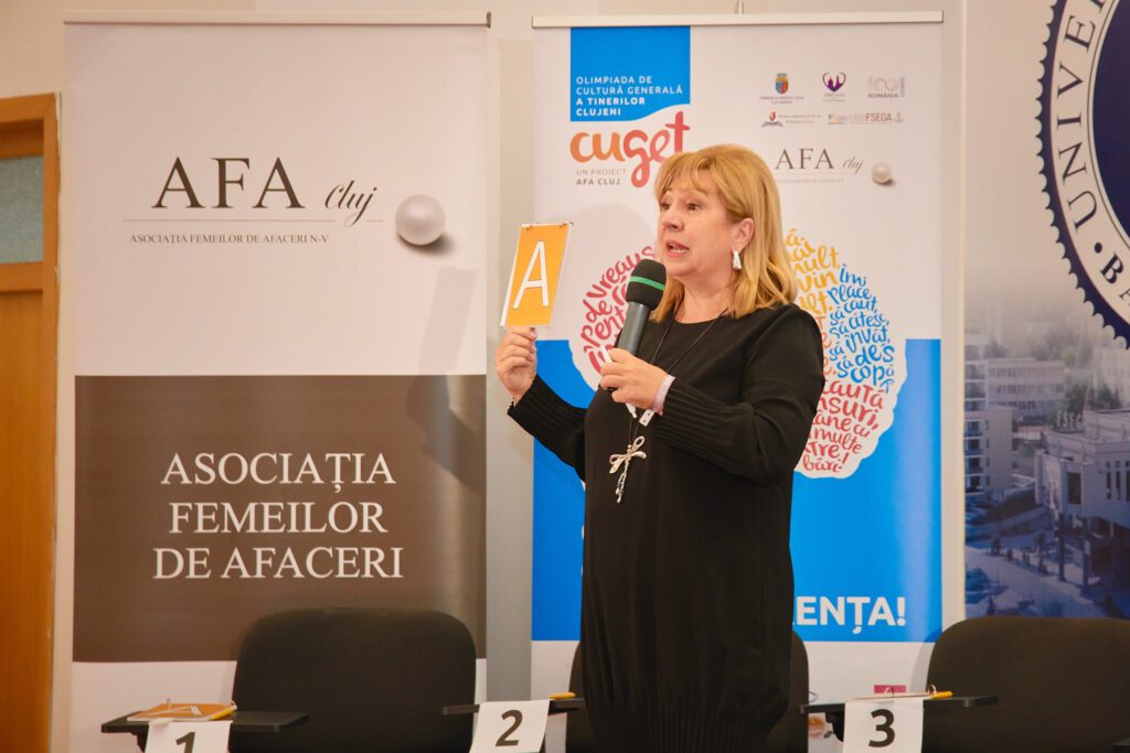 Vitrina Felix Media Cluj are ca domeniu activități ale agențiilor de publicitate, înregistrând, în 2022, afaceri de 20 de milioane lei și un profit net de 1,5 milioane, cu 21 de angajați, fondatoarea agenției clujene figurând ca asociat unic.