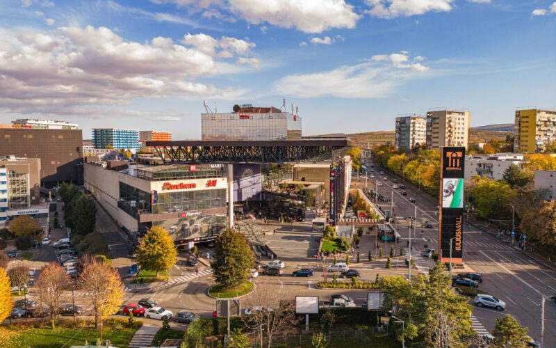 Vino miercuri şi joi, 13-14 martie, la Iulius Mall, la evenimentul CariereÎnIT şi vei avea ocazia să interacţionezi cu numeroase companii în domeniu şi, de ce nu, să aplici pentru primul tău job!