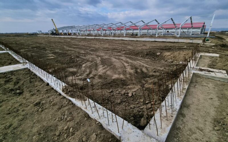 Aplicația oferă posibilitatea inițierii procedurilor prevăzute de legea nr. 17/2014, printre care înregistrarea cererilor pentru afișarea ofertelor de vânzare a terenurilor agricole situate în extravilan, inclusiv a documentelor justificative ale vânzătorilor; înregistrarea cererilor privind comunicările de acceptare ale ofertelor de vânzare și a documentelor justificative ale preemptorilor.
