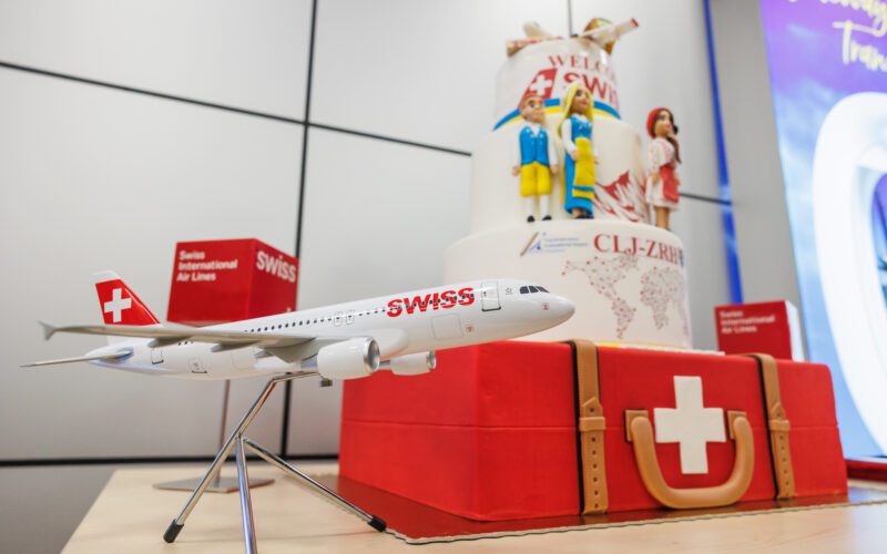 Sosirea SWISS International Air Lines și intrarea Aeroportului Internațional Cluj (AIAIC) în Spațiul Schengen vor contribui la creșterea afacerilor și turismului între cele două țări, susțin oficialii prezenți la zborul inaugural.