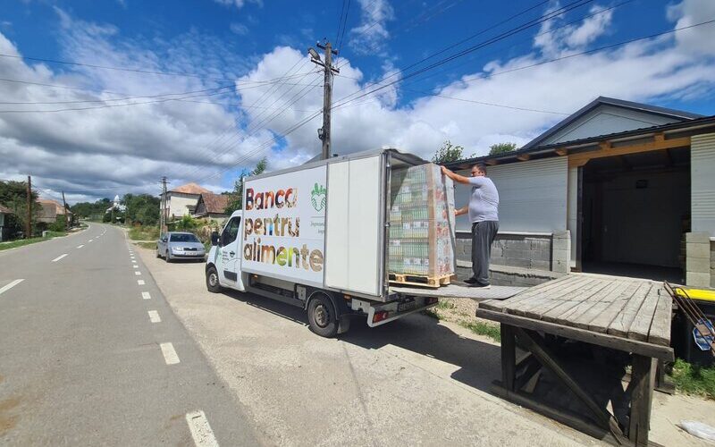 Organizațiile partenere ale BRA vor primi gratuit alimente salvate de la risipă și alte produse pe care să le distribuie mai apoi persoanelor în nevoie.