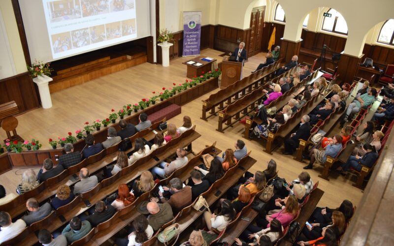 Raportul rectorului Cornel Cătoi relevă că, dintre produsele din carne ale Universității de Științe Agricole și Medicină Veterinară (USAMV), cele mai vândute, în 2023, au fost mușchiulețul Montana, salamul de mangaliță crud-uscat și cotletul haiducesc.