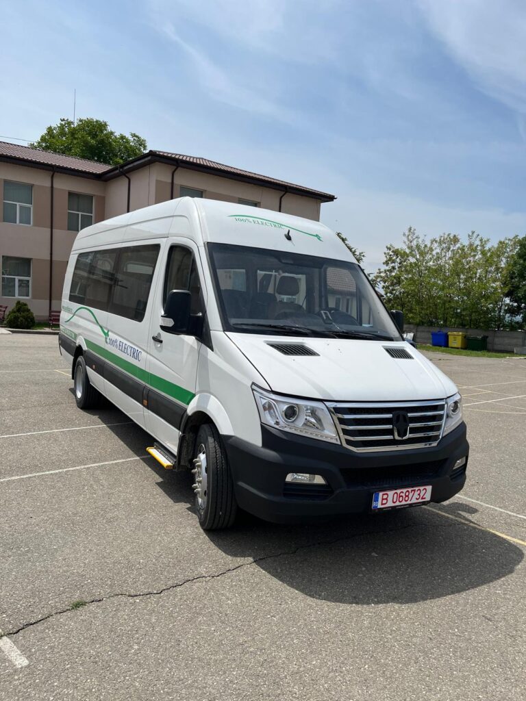 Primul microbuz 100% electric din zona Ardealului a ajuns în comuna clujeană Panticeu.