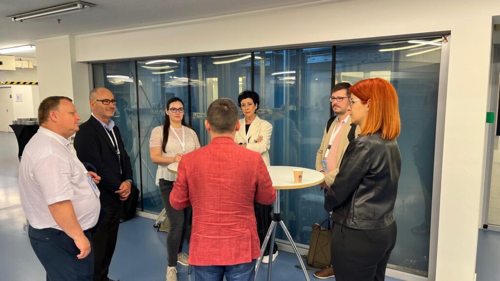 Pentru Clusterul Mobilier Transilvan (CMT) a fost o zi plină la ECC 2024. Dincolo de răspunsurile punctuale la provocările membrilor,