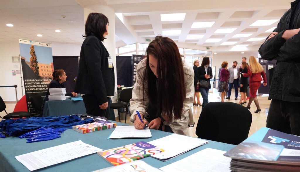 Evenimentul TTD, din cadrul proiectului „Progres - Creșterea performanțelor cercetării științifice, susținerea excelenței în cercetare și a inovării în medicină”, are loc în clădirea Facultății de Medicină, de pe str. G. Marinescu.