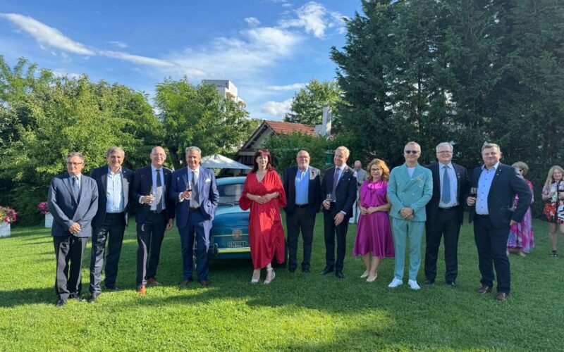 Am sărbătorit cea de-a 78-a aniversare a Republicii Italiene, la invitația prietenului meu Massimo Novali, consulul onorific al Italiei.
