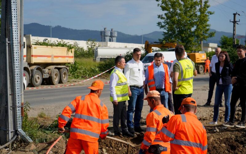 Pasajul rutier subteran de la fabrica Italsofa reprezintă o lucrare importantă pentru județul Maramureș, întrucât va contribui la fluidizarea traficului rutier de la intrarea, respectiv ieșirea din municipiul Baia Mare, susține Irinel Scrioșteanu secretar de stat în Ministerul Transporturilor și Infrastructurii (MTI).