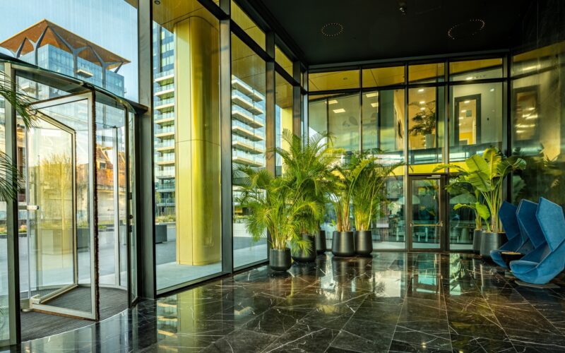 One United Properties (OUP), investitor și dezvoltator imobiliar de proiecte sustenabile rezidențiale, de birouri și mixte de ultimă generație, a anunțat obținerea unei finanțări de la Banca Transilvania (BT) Cluj.  