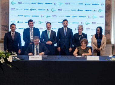 În marja Summit-ului Parteneriatul pentru Cooperare Transatlantică în Energie și Climă, a avut loc semnarea contractului dintre RoPower Nuclear (RPN) și Fluor Corporation pentru dezvoltarea proiectului SMR de la Doicești.