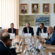 Discuțiile s-au focalizat pe colaborările viitoare între noul centru care va fi dezvoltat de BMW în Cluj-Napoca în parteneriat cu NTT Data și UBB.
