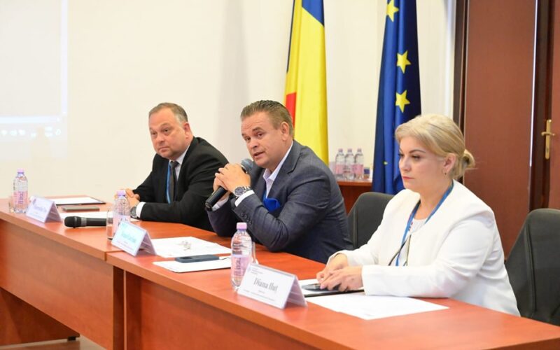 Reprezentanți ai sectorului economic au fost prezenți la întâlnirea cu primarul Doru Dăncuș.