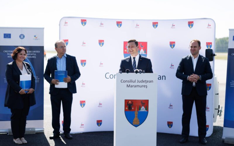 La ședința Consiliului de Administrație al Aeroportului Internațional Maramureș (CA - AIM), directorul general, Daniela Stamatoiu, a anunțat decizia de a nu continua activitatea de management după încetarea contractului la 31 august.