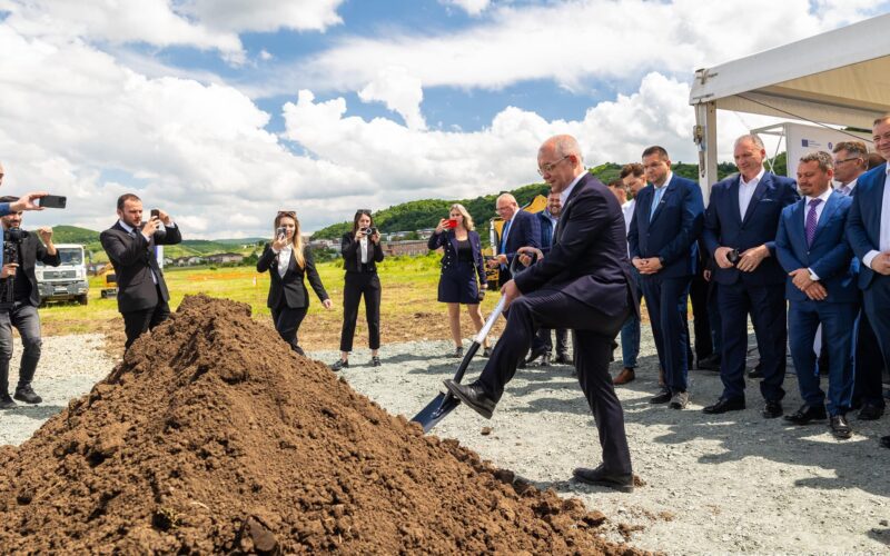 Din 2022, am tot avertizat că administrația Clujului va rata acest proiect de metrou, sperând ca asta să-l ambiționeze pe dl. Emil Boc și să nu piardă banii europeni.