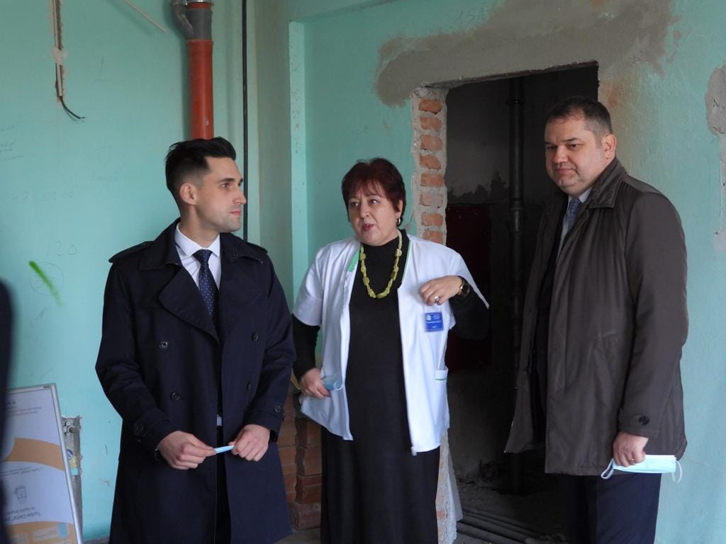 Am semnat contractul de finanțare europeană nerambursabilă în valoare de aproape 2 milioane de euro pentru amenajarea de spatii verzi în orașul Șimleu Silvaniei.
