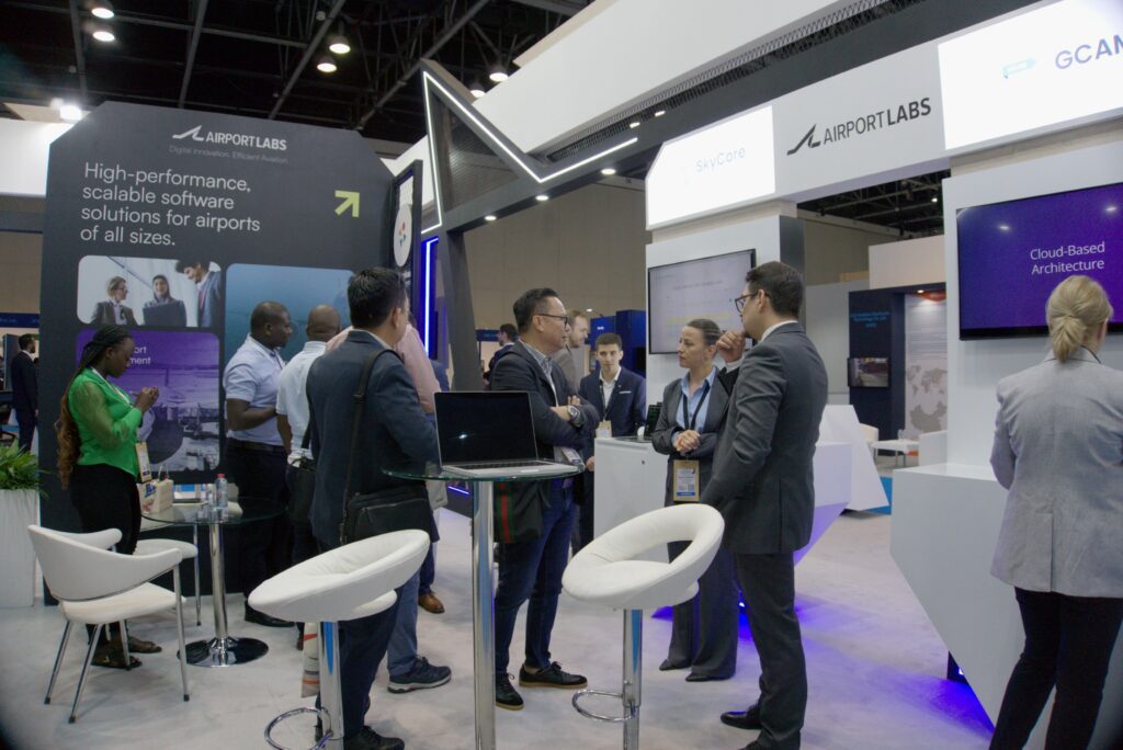 AirportLabs, companie de tehnologie specializată în soluții aeroportuare, a câștigat prestigiosul premiu Red Dot pentru designul remarcabil al produsului său, SkyCore AODB.