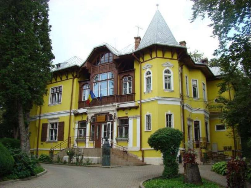 Universitatea Babeș-Bolyai (UBB) va pune la bătaie 20,3 milioane de lei, fără taxa pe valoarea adăugată, pentru restaurare generală, amenajare mansardă și remodelarea accesului la corpul 1.