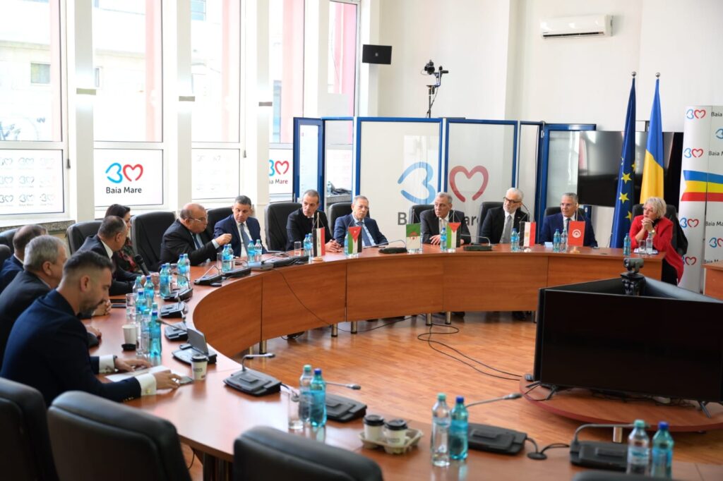 Au venit la GOA ambasadorii Mutazz Abed Al-Tahman Taha Khasawneh - Iordania, Sami Nagga - Tunisia, Moayad Eldalie - Egipt, Issam Masalha - Palestina, Abdelmadjid Naamoune – Algeria.