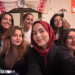 AIESEC oferă tinerilor ocazia de a călători prin programele și proiectele sale internaționale, permițându-le să descopere diferite culturi, să își dezvolte abilitățile de leadership și să aibă un impact pozitiv în lume.