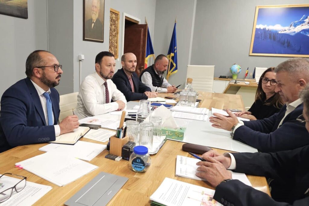 Șeful producătorilor de mobiler din țară (APMR) avertizează guvernanții asupra crizei din această industrie, inclusiv la nivel european.
