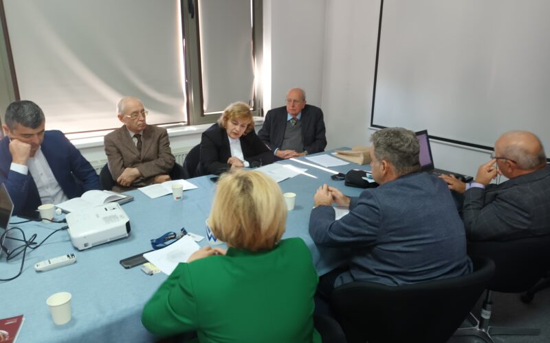 Virgil Bontescu a fost un bancher atipic, o speranță pierdută – pentru că rudele lui voiau să facă din el unul desăvârșit.