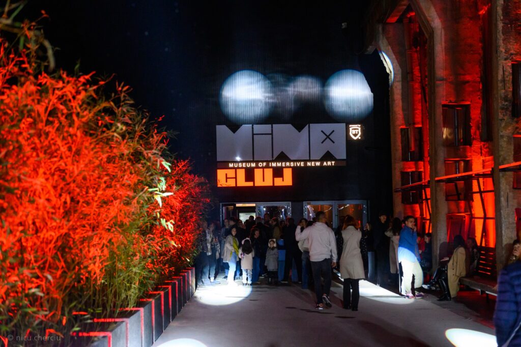 Inaugurat în 1 noiembrie, Museum of Immersive New Art (MINA) Cluj a adunat, în prima săptămână, 8.000 de vizitatori. 